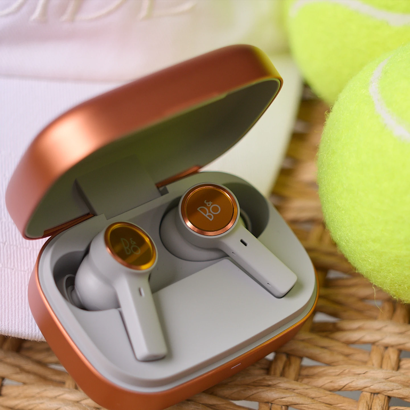 Super Easy Eleven Copper with Tennis Balls